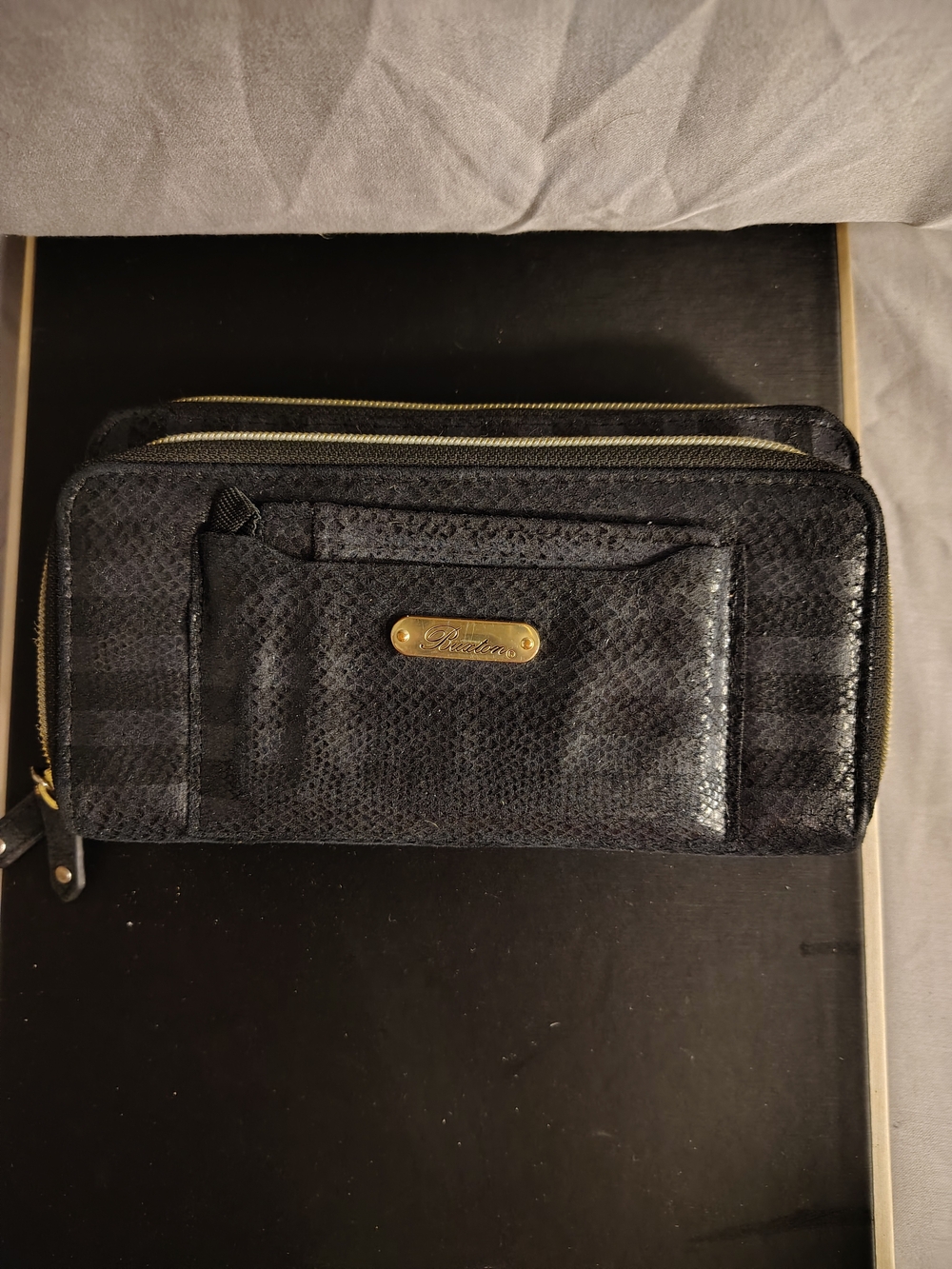 Buxton Black Lizard Or Alligator Skin  Zip-Around Wallet with Gold Hardware